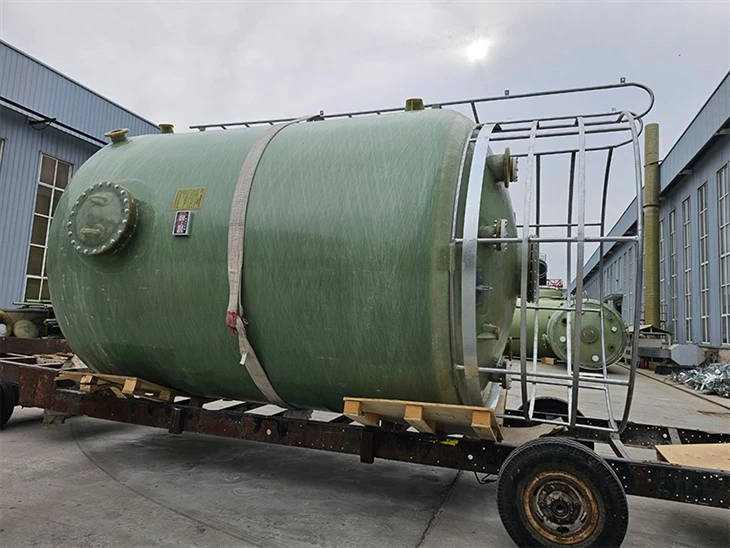 Flat Bottom Fiberglass Tank